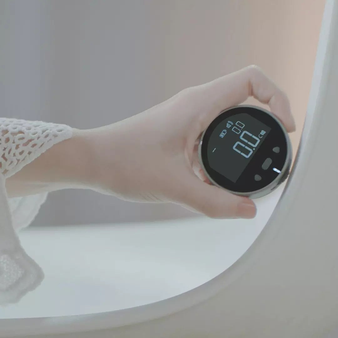 Digital Rolling Ruler measuring range and LCD display details